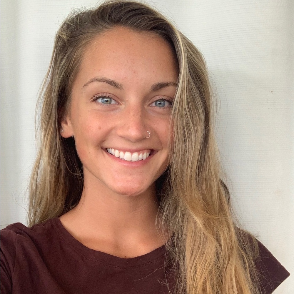 Meet your Posher, Emmie